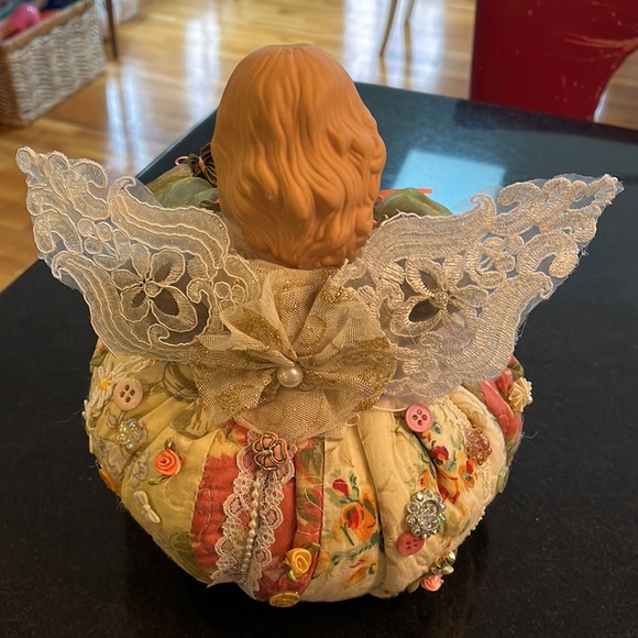 Porcelain, Hand-Crafted Angel Doll / Decoration. - Picture 8 of 16